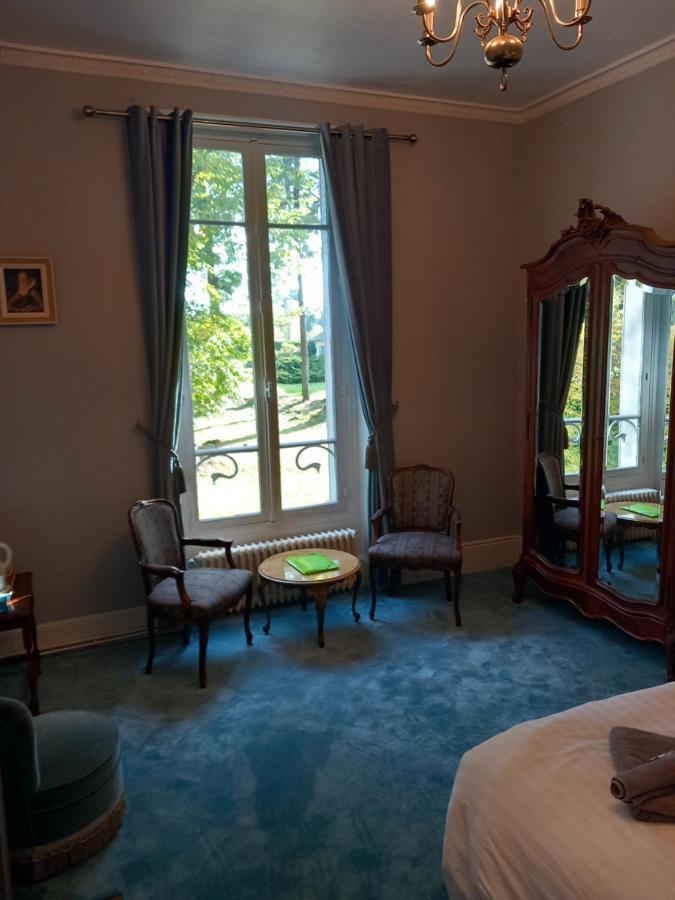 Saint-Léonard-de-NoblatChateau Maleplane住宿加早餐旅馆 外观 照片